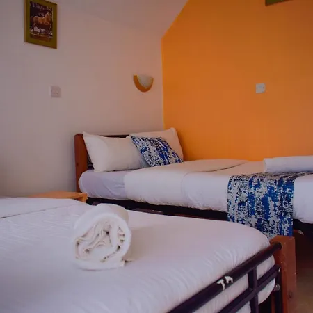 Camp Mahon Gardens Hotel Nanyuki Exterior photo